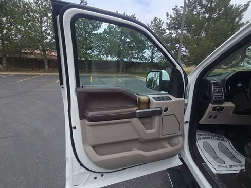 Used 2020 Ford F150 Limited AWD/4WD image 28