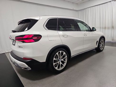 Used 2024 BMW X5 xDrive50e w/ Climate Comfort Package image 5