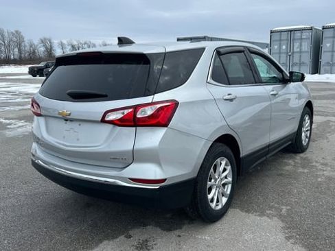 Certified 2019 Chevrolet Equinox LT image 3