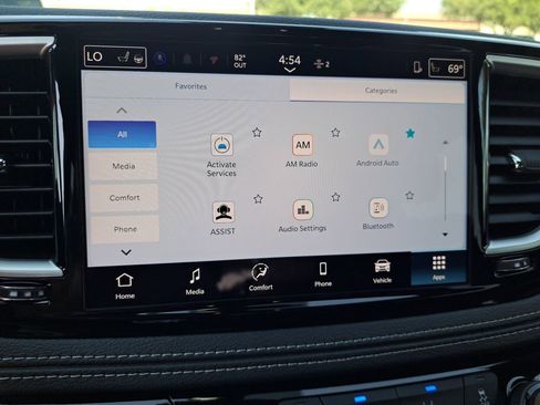 New 2026 Chrysler Pacifica Select image 8