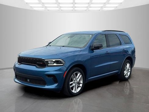 Certified 2025 Dodge Durango GT image 3