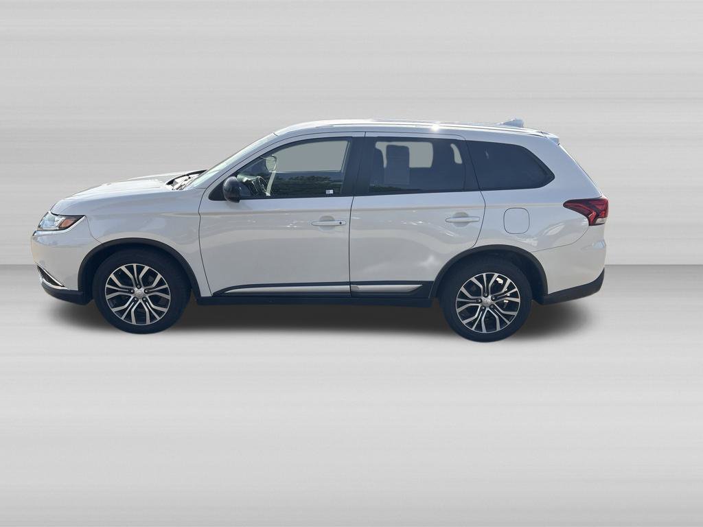 Used 2017 Mitsubishi Outlander ES FWD image 6