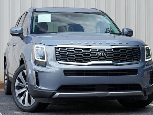 Used 2020 Kia Telluride S AWD/4WD image 2