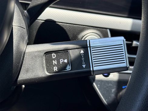 Used 2025 Hyundai Sonata SEL FWD image 17
