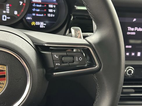 Certified 2025 Porsche Macan image 47