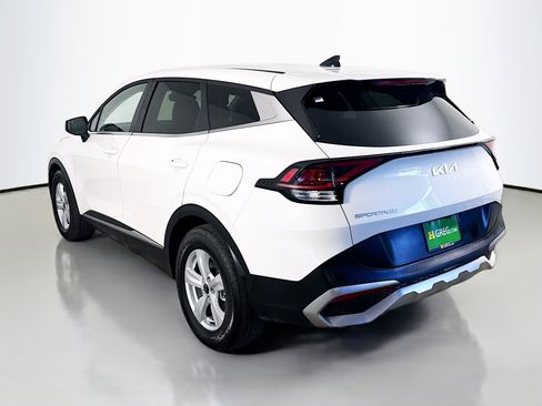 Used 2025 Kia Sportage LX FWD image 7