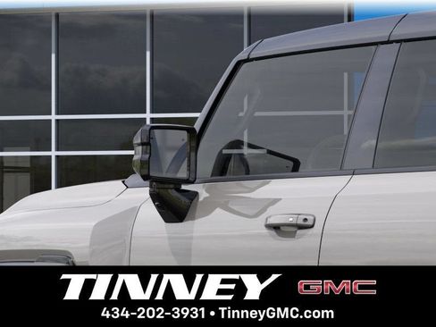 New 2026 GMC Hummer EV SUV w/ LPO, Dark Essentials Package AWD/4WD image 12