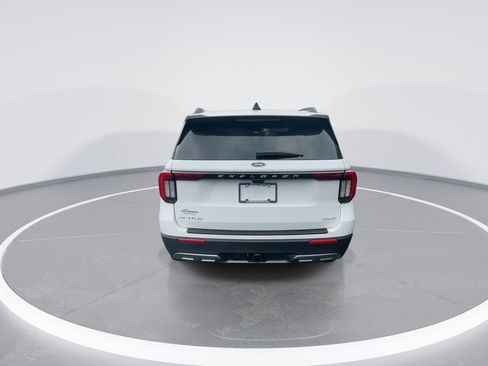 New 2026 Ford Explorer Active w/ Active Comfort Package AWD/4WD image 6