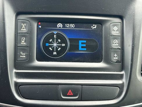 Used 2016 Chrysler 200 LX FWD image 19