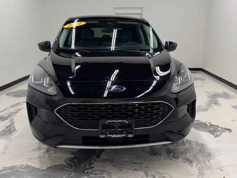 Used 2021 Ford Escape SE w/ Convenience Package AWD/4WD image 3