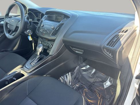 Used 2018 Ford Focus SE image 11