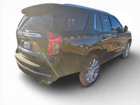 Used 2021 Chevrolet Tahoe High Country w/ Premium Package image 13