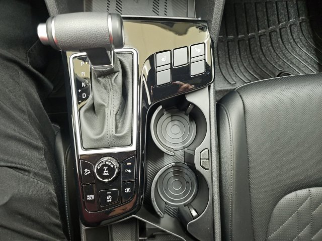 Used 2025 Kia Sportage X-Line AWD/4WD image 10