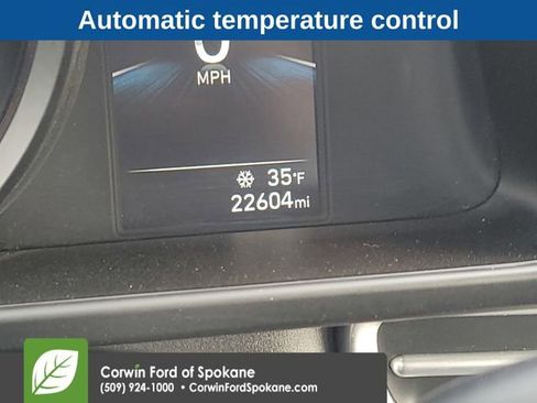 Used 2023 Hyundai Elantra SEL w/ Cargo Package image 4