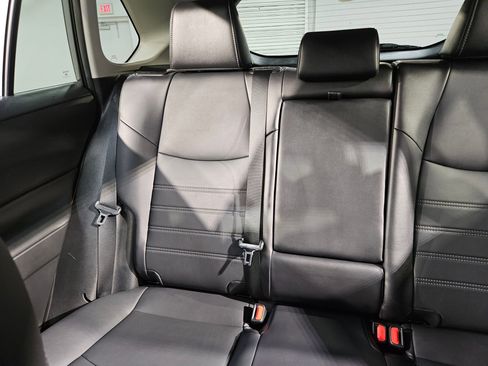 Used 2022 Toyota RAV4 XLE Premium FWD image 12