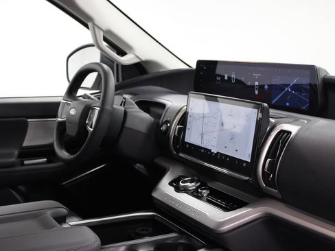 New 2026 Ford Expedition Active RWD image 31