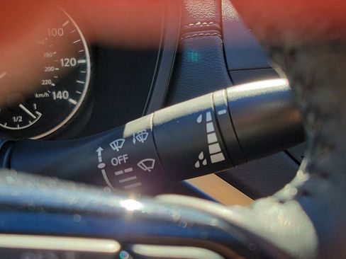 Used 2021 Nissan Altima 2.5 SV w/ SV Premium Package image 17