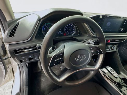 Used 2023 Hyundai Sonata Blue image 8