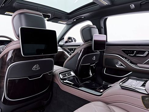 Used 2024 Mercedes-Benz Maybach S 680 4MATIC image 47