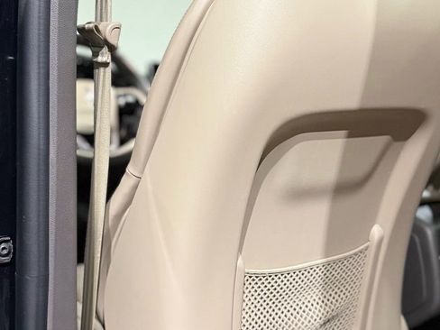 Used 2022 Lincoln Corsair Grand Touring image 43