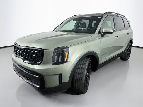 Used 2024 Kia Telluride EX X-Line AWD/4WD image 3