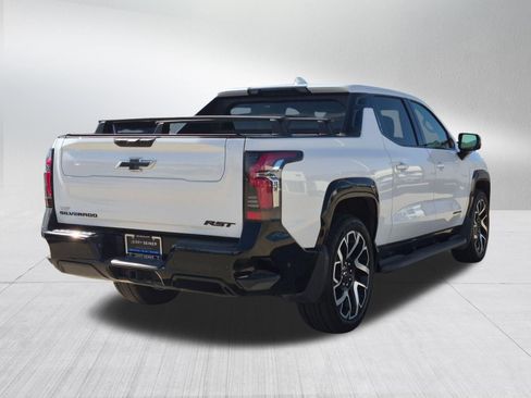 Used 2024 Chevrolet Silverado EV RST AWD/4WD image 6