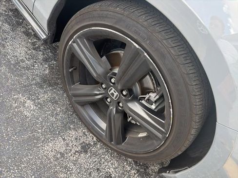 Used 2024 Honda Accord Sport image 5