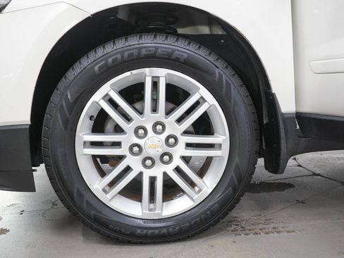 Used 2015 Chevrolet Traverse LT w/ Style and Technology Package AWD/4WD image 29