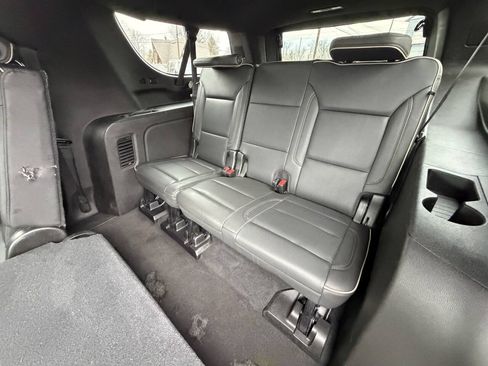 Used 2021 GMC Yukon XL SLT AWD/4WD image 11