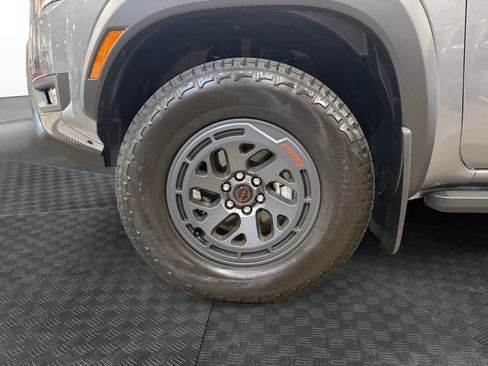 Used 2026 Nissan Frontier PRO-4X w/ Pro Premium Package AWD/4WD image 15