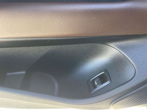 Used 2023 BMW i4 eDrive40 w/ M Sport Package image 20