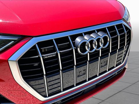 Used 2025 Audi Q3 2.0T Premium AWD/4WD image 32