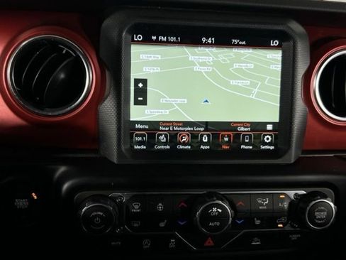 Used 2022 Jeep Wrangler Unlimited Rubicon w/ Cold Weather Group image 25