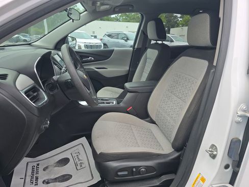 Certified 2023 Chevrolet Equinox LS w/ LS Convenience Package FWD image 26