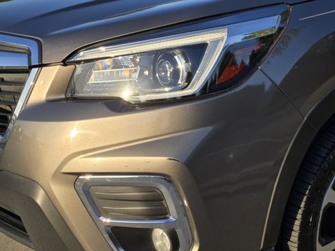 Used 2019 Subaru Forester Limited w/ Popular Package #3 AWD/4WD image 32