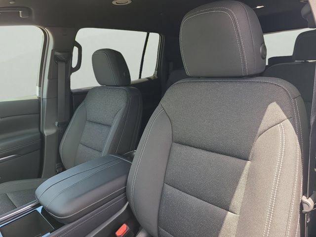 New 2026 Chevrolet Traverse LT FWD image 19