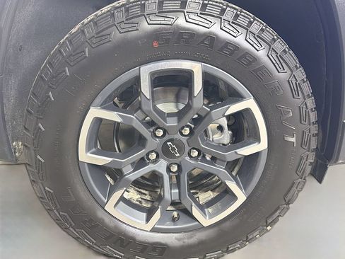 Used 2026 Chevrolet Equinox ACTIV w/ LPO, Floor Liner Package AWD/4WD image 28