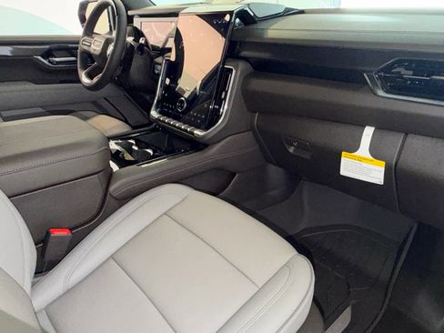 New 2026 GMC Yukon Elevation image 30