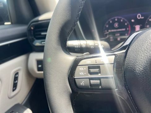 Used 2026 Honda Pilot EX-L image 23