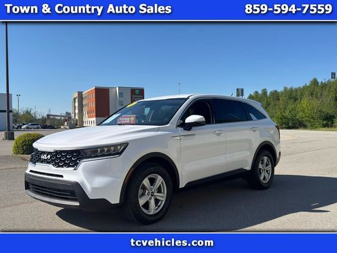 Used 2022 Kia Sorento LX FWD image 1