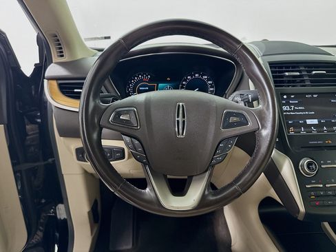 Used 2017 Lincoln MKC Select w/ Select Plus Package AWD/4WD image 12