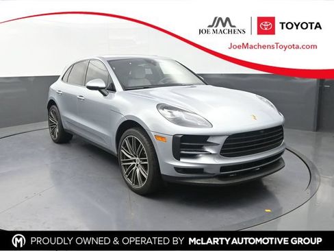 Used 2019 Porsche Macan AWD/4WD image 1