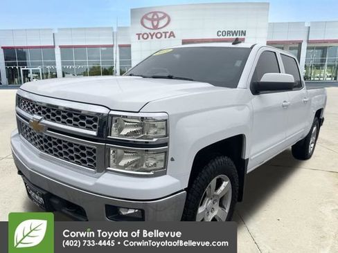 Used 2015 Chevrolet Silverado 1500 LT w/ LT Convenience Package AWD/4WD image 7