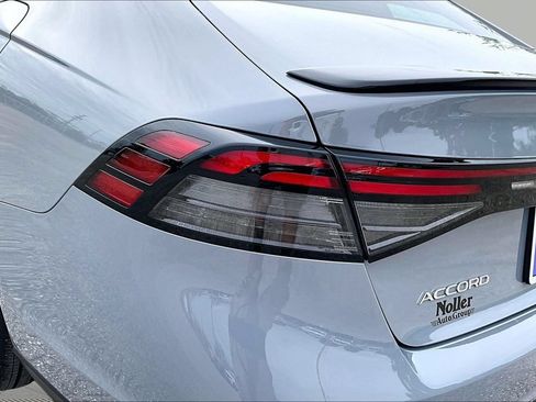Used 2024 Honda Accord Sport image 30
