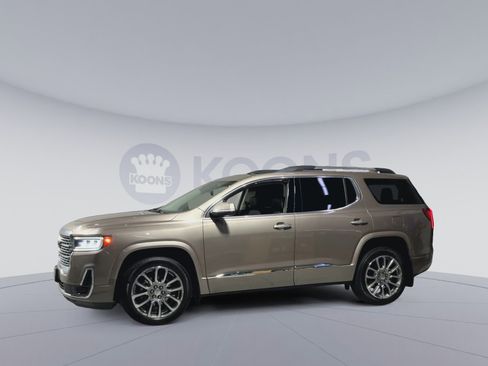 Used 2023 GMC Acadia Denali w/ Denali Ultimate Package image 8