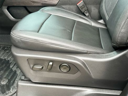 Used 2025 Chevrolet Silverado 2500 LTZ w/ Trail Boss Package image 9