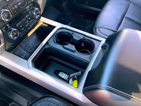 Certified 2020 Ford F350 Lariat w/ Lariat Ultimate Package image 14