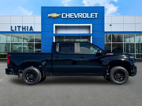 Used 2021 Chevrolet Silverado 1500 LT Trail Boss w/ Convenience Package II AWD/4WD image 8
