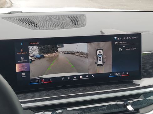 Certified 2025 BMW X5 xDrive40i w/ M Sport Package image 17