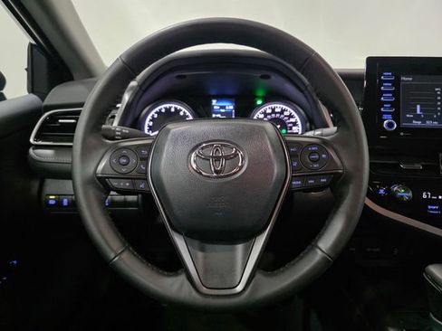 Used 2024 Toyota Camry SE w/ Convenience Package FWD image 16